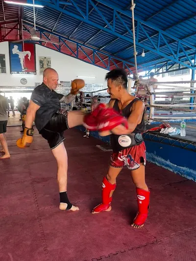 Jun Muay Thai 6