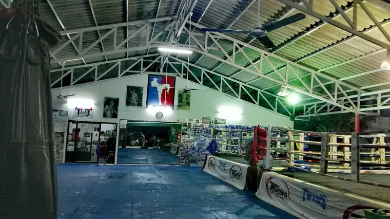 Jun Muay Thai 10