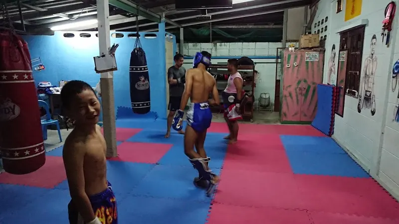 Sor.Suwaphat Muay Thai hero