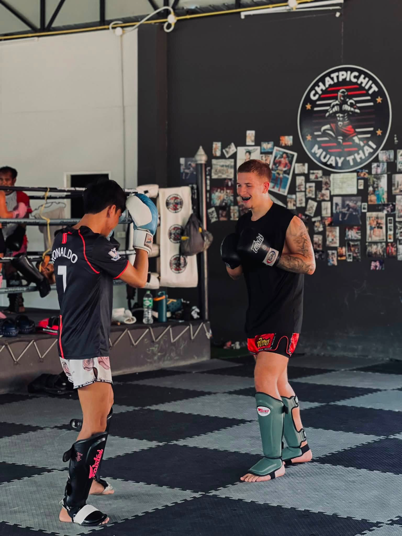 Chatpichit Muay Thai Gym 4