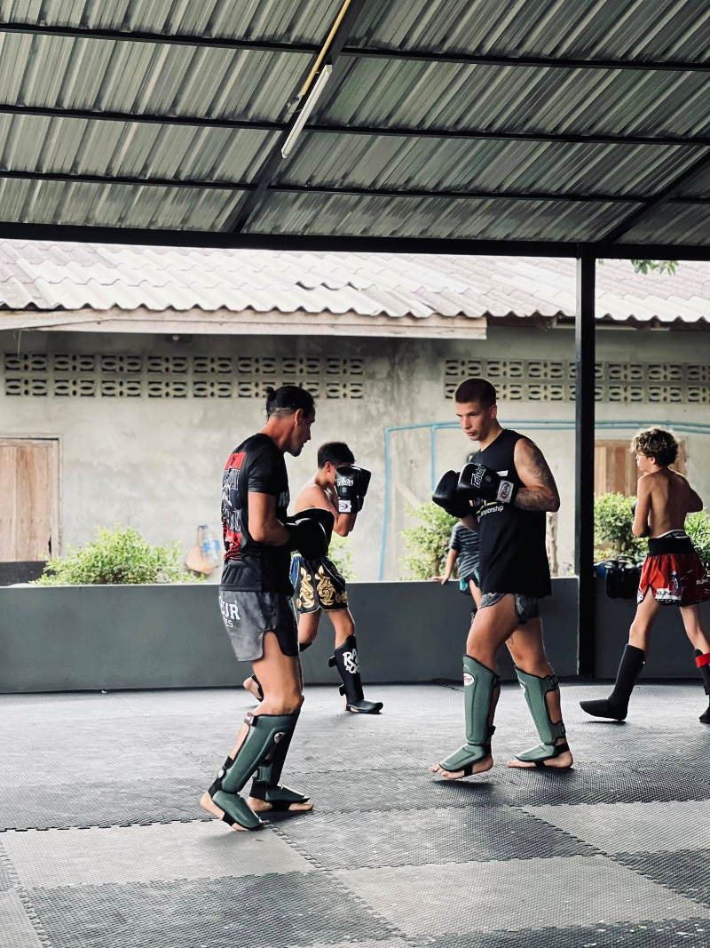 Chatpichit Muay Thai Gym 5