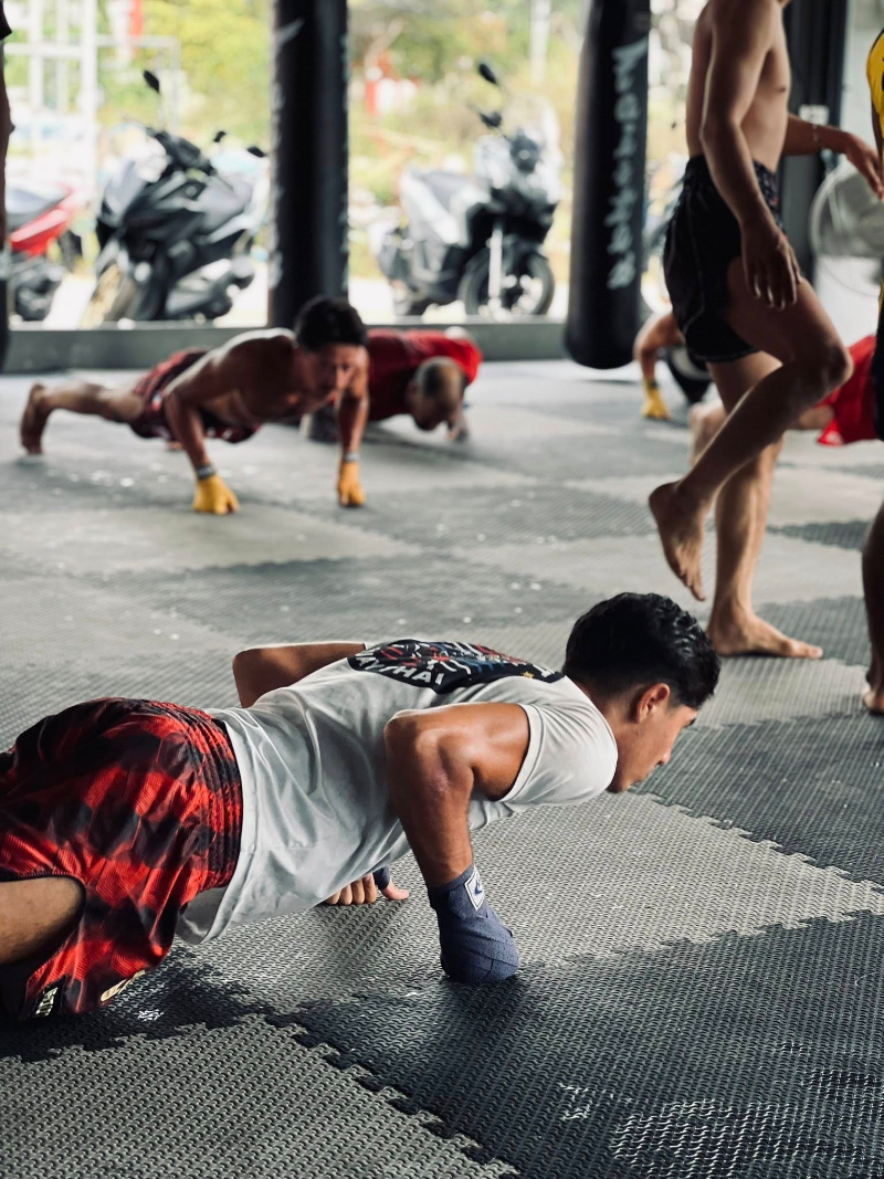 Chatpichit Muay Thai Gym 6
